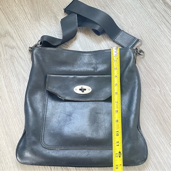 RUDSAK Black Crossbody Bag with Adjustable Strap - Picture 4 of 9